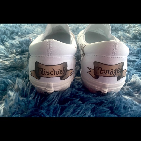 Harry Potter custom shoes - Picture 3 of 4